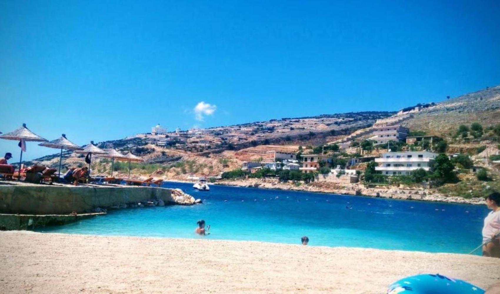 Sunny Holiday Sarandë Buitenkant foto